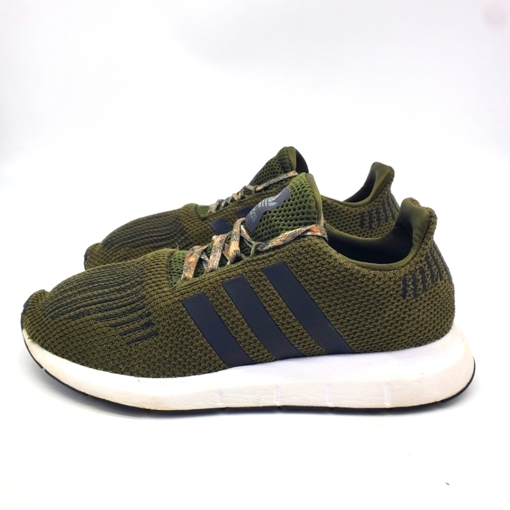 adidas Shoes Men 8.5 Swift Run Night Cargo CG6167 Olive Green White Sneakers